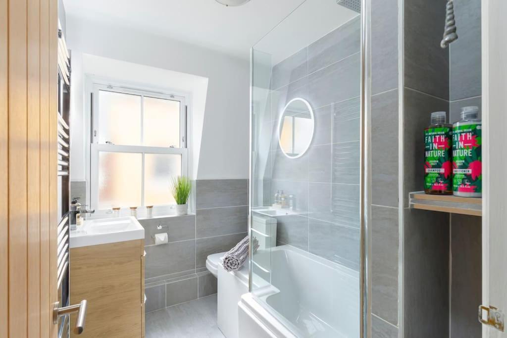 شقة Birch South Lanes - Super 2 Bed Duplex With South Terrace برايتون المظهر الخارجي الصورة